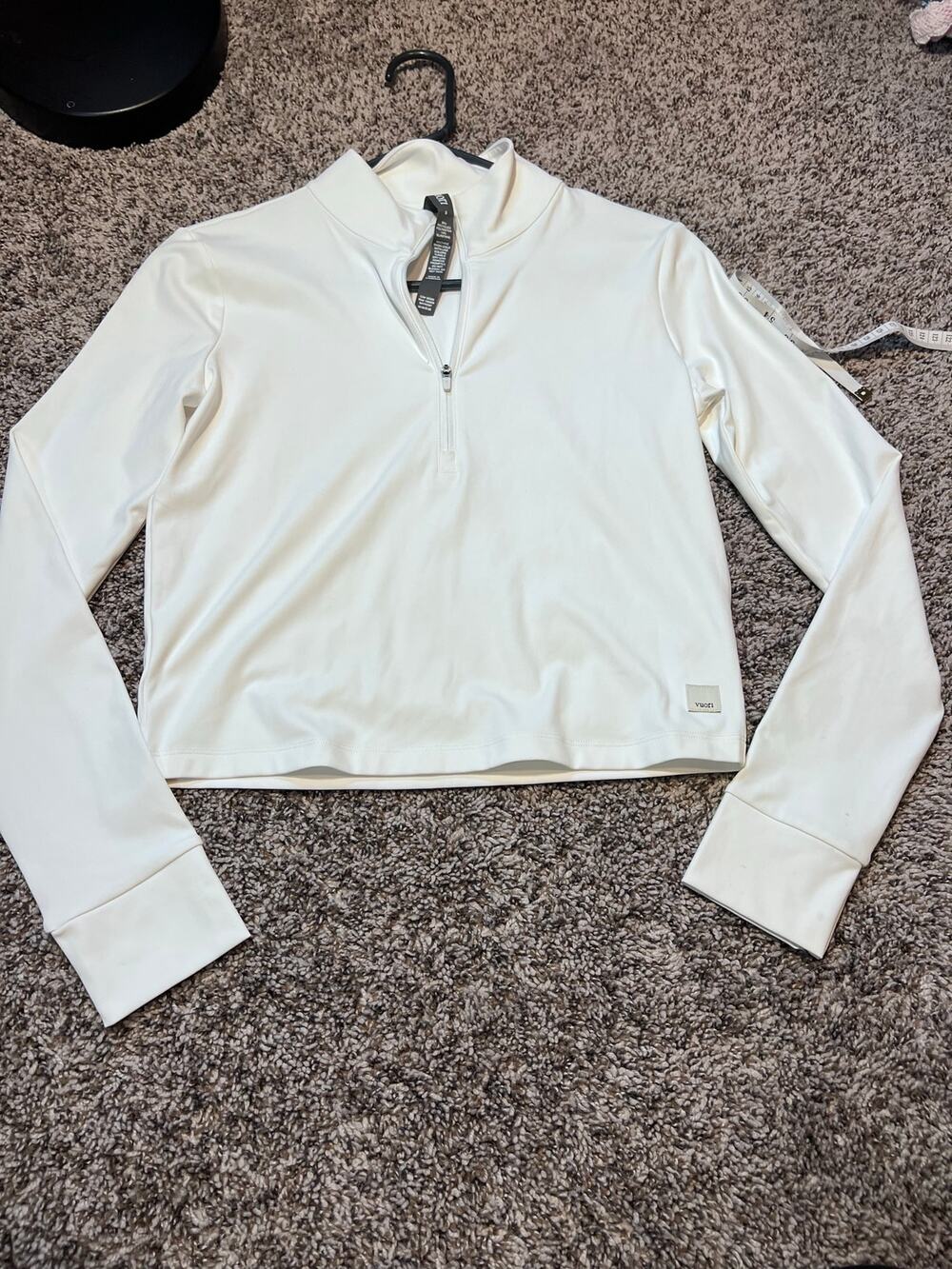 Vuori Studio Half Zip long-sleeve pullover 88$